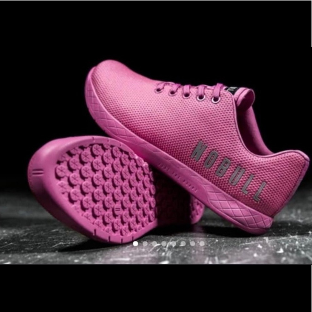 🔴SOLD🔴 EUC Nobull OG Bright Pink Trainers - Picture 2 of 7